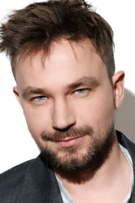 Александр Петров