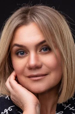 Елена Бронникова