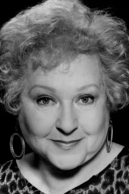 Эстель Харрис