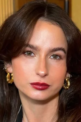 Мадлен Харрис